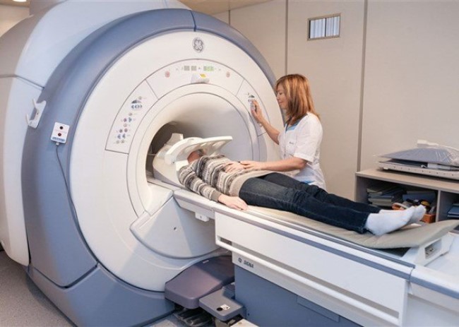Во время проведения магнитно-резонансной томографии